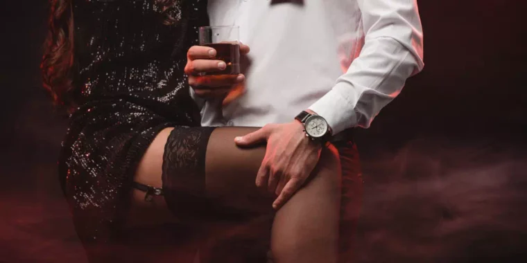 Что вам следует знать о смешивании секса и алкоголя Что вам следует знать о смешивании секса и алкоголя